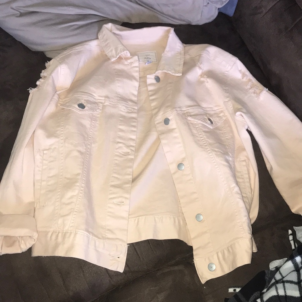 Tilly’s Light Pink Distressed Denim Jacket